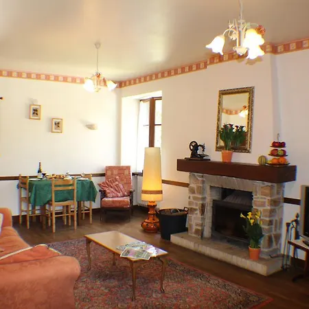 Guest house Moulin De Chantegrolle *