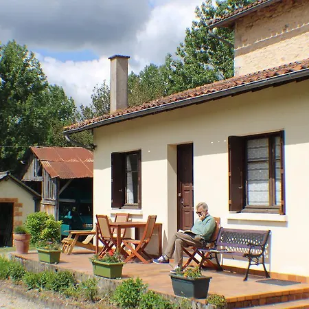 Moulin De Chantegrolle Charroux (Vienne)